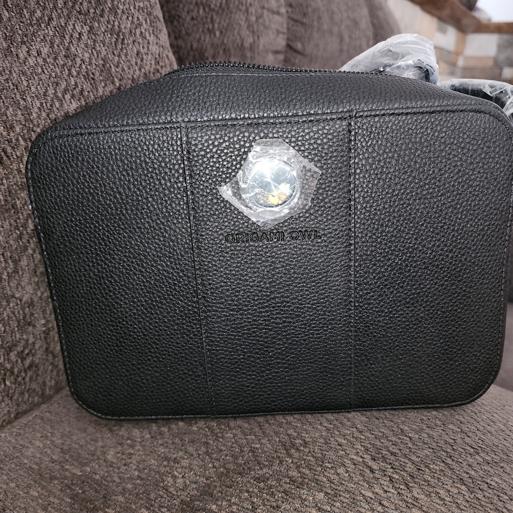 Oragami Owl Crossbody